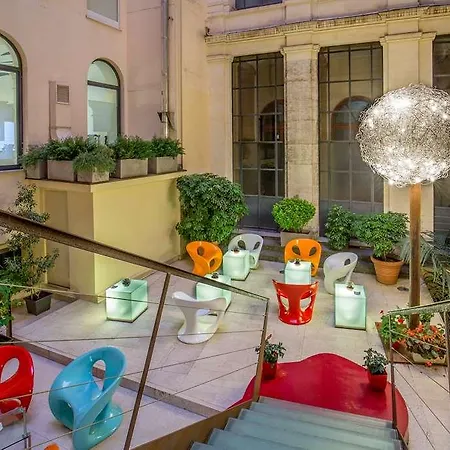 Otel Maison Piazza Di Spagna Esperienze