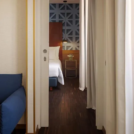 Maison Piazza Di Spagna Esperienze Hotel 4*