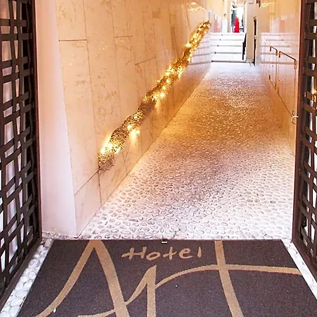 Hotel Maison Piazza Di Spagna Esperienze 4*