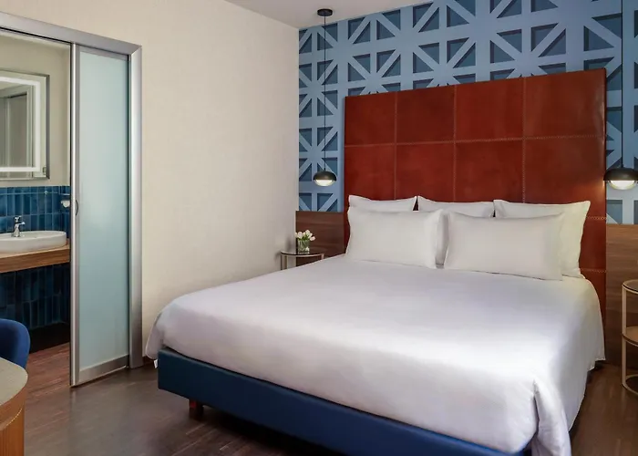 Maison Piazza Di Spagna Esperienze Hotel 4*