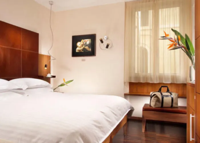 Hotel Maison Piazza Di Spagna Esperienze 4*