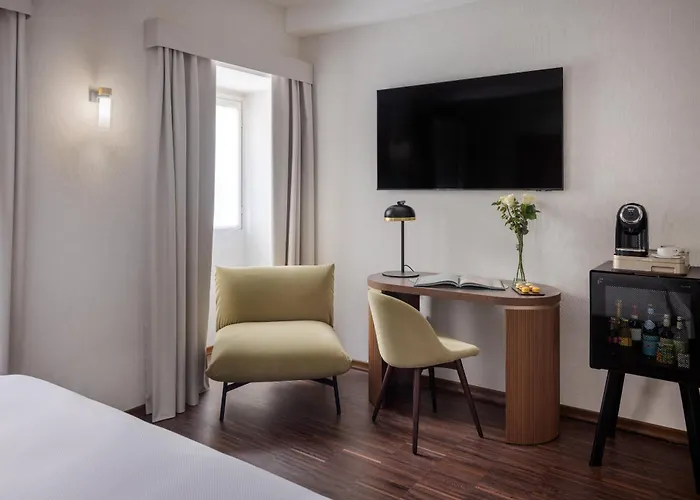 Maison Piazza Di Spagna Esperienze Hotel 4*